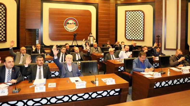 Körfez Belediyesi’nden Fırtına Mağdurlarına Yardım