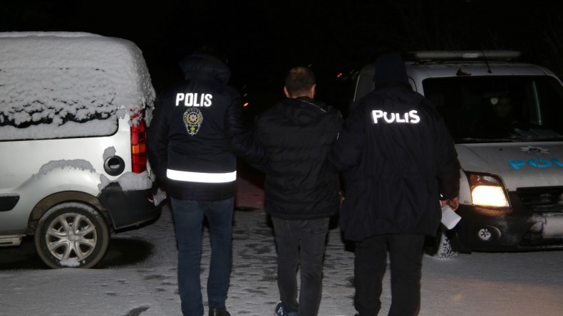 Kocaeli Polisinden Operasyon; 14 Kişi Yakalandı