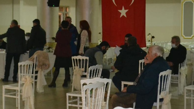 Belsa Plaza Kongresi Ertelendi