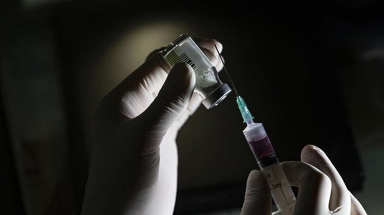 FLAŞ KARAR! Aşı Olmayana Ruhsat Yok