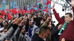 Binlerce Metal İşçisi Haykırdı; ‘Eylemse Eylem, Grevse Grev’