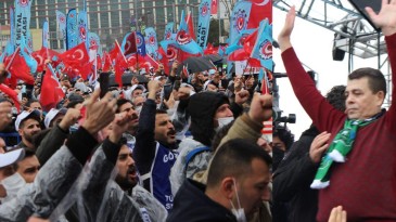 Binlerce Metal İşçisi Haykırdı; ‘Eylemse Eylem, Grevse Grev’