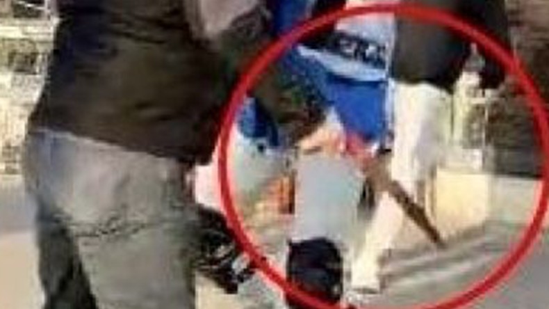 Testereyle Kuryeye Saldırdı