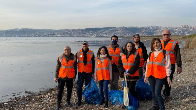 İzmit Kent Konseyi Çevre Temizliğine Dikkat Çekti