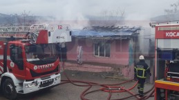 Ortalık Karıştı, Mahalle Yangın Yerine Döndü