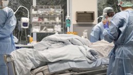 Peş Peşe Acı Haberler; Korona Üç Can Daha Aldı