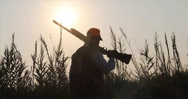 Kandıra’da Avcılar Yakalanmamak İçin Havaya Ateş Açtı