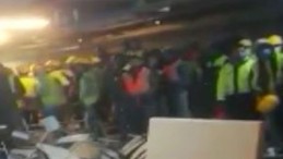 İşçiler Ayaklandı, Yemekhaneyi Darmadağın Yaptı