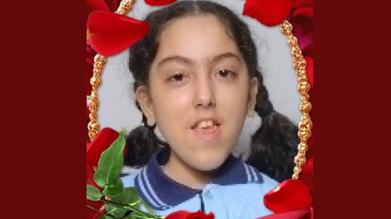 15 Yaşındaki Elif Kalbine Yenildi