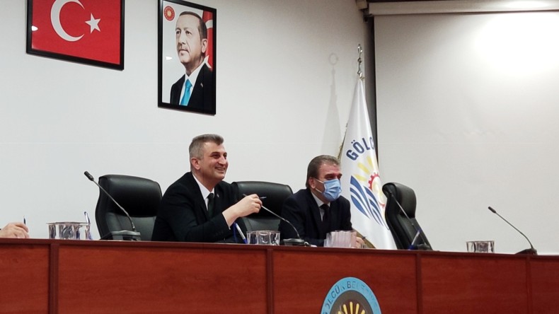 Gölcük Belediye Başkanı Sezer Muhtarları Dinledi