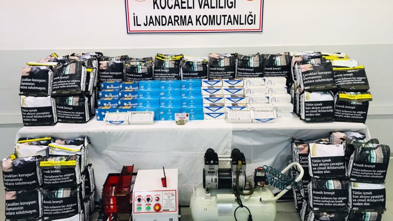 Kaçak Sigara Üretimi Yapılan Adrese Jandarma Baskını