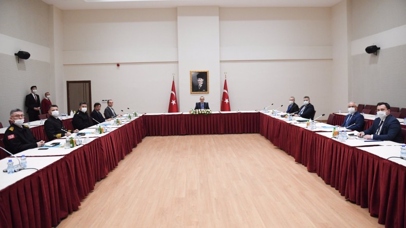 Kocaeli Valisi Yavuz Duyurdu; 609 Araç Trafikten Men…