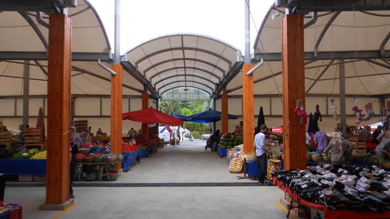 Esnaf ve Vatandaştan Talep Geldi; Başkan Hürriyet Halka Soracak