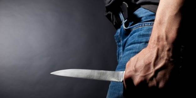 Tartıştığı Kişiyi Sokak Ortasında Bıçakladı