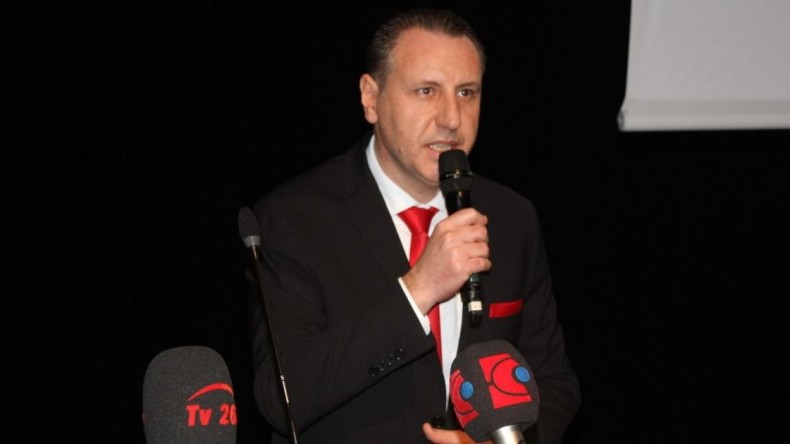 Emlakçılar’da Yine Yeni Yeniden Alpay Hacıoğlu Başkan