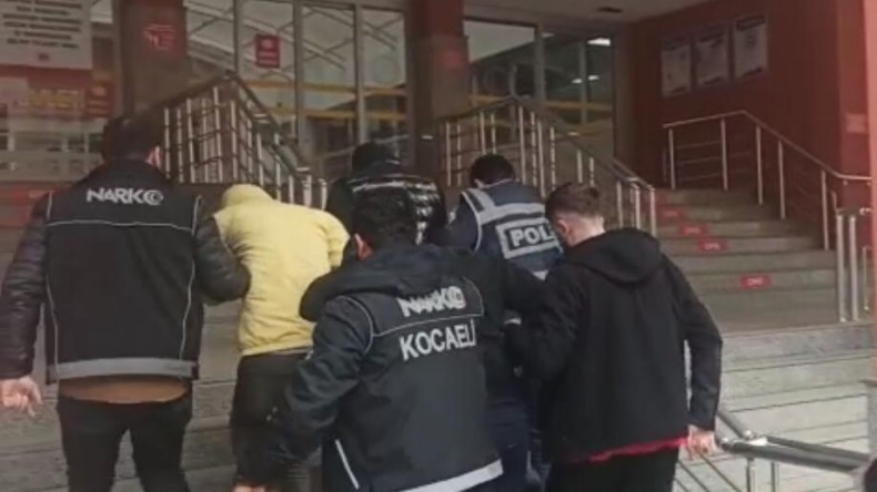 Torbacılara Darbe; 4 Kişi Tutuklandı