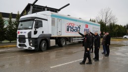 Kocaeli Büyükşehir Belediyesi Ukrayna Halkına ‘Yemek Tırı’ Yolladı