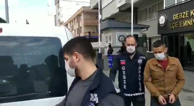 Tartıştığı Kişiyi Silahla Vurdu