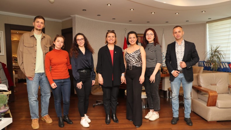 Hürriyet, Genç Doktor Adaylarını Ağırladı