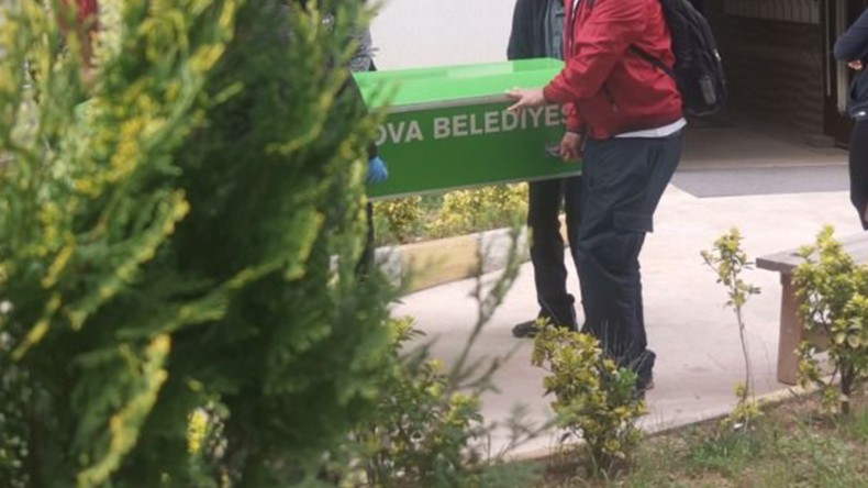 Öğretmen Evinde Ölü Bulundu