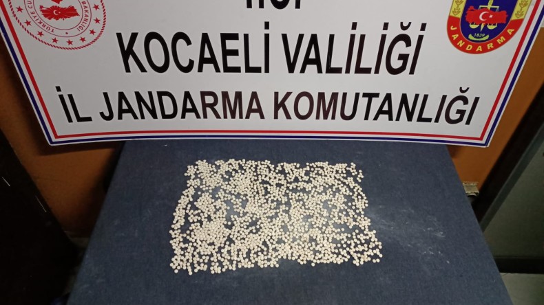 Kartepe’de Uyuşturucu Operasyonu; Gözaltılar Var