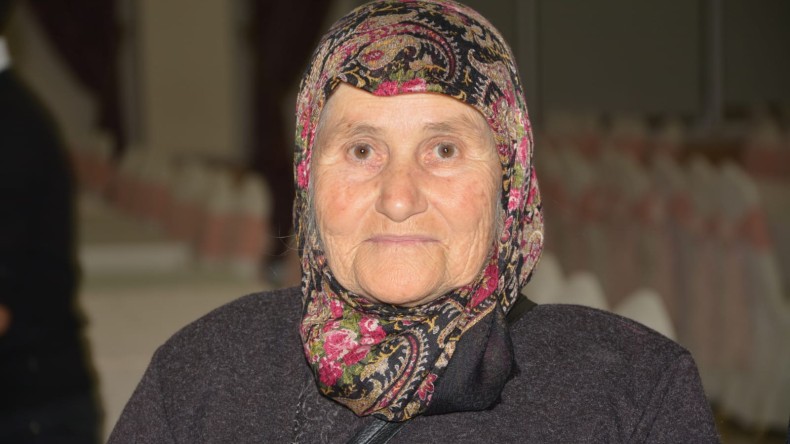 5 çocuk annesi Şadiye Emre vefat etti