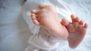 Annesinin yanındaydı; 3 aylık bebek hayatını kaybetti