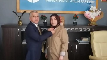İYİ Parti’den istifa etti, DEVA Partisi’ne katıldı