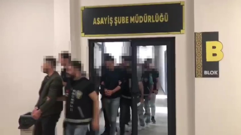 Kocaeli’de 10 adrese Fuhuş baskını; gözaltılar var
