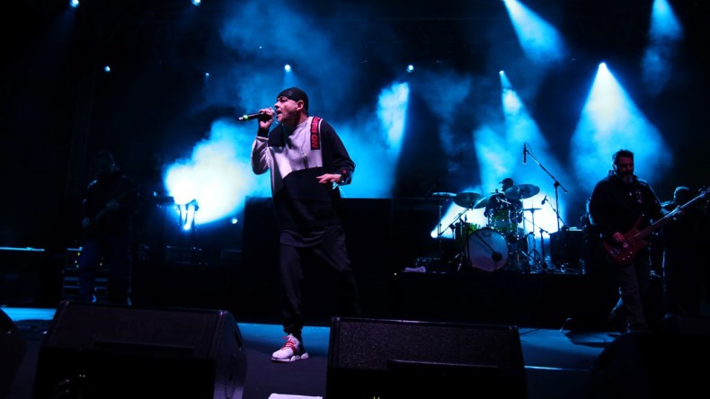 Ünlü rap sanatçısı Ceza, unutulmayacak konser yaşattı