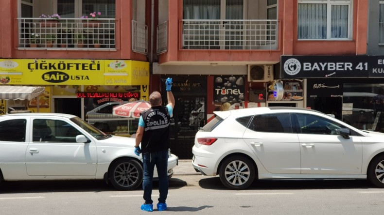 İzmit’te olay; Babalar hastanede, oğullar gözaltında