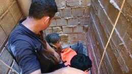 17 yaşındaki genç apartman boşluğuna düştü