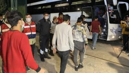 Düzensiz Göçe karşı denetim; 75 kişi sınır dışı edildi