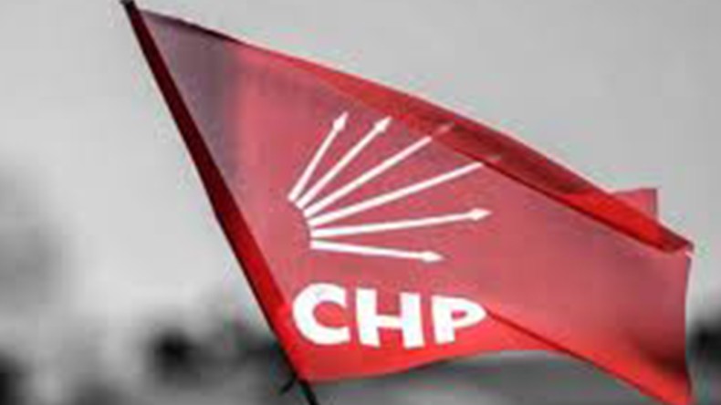 CHP Derince geçici ilçe yönetimi onaylandı