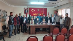 CHP Derince’de Yöneticiler istifa etti