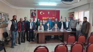 CHP Derince’de Yöneticiler istifa etti