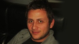 3 çocuk babası Recep Ersin kalbine yenik düştü