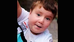 7 yaşındaki Mustafa 73 günlük yaşam savaşını kaybetti