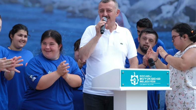 Özel bireyler Engelsiz Deniz Festivaliyle unutulmayacak bir gün yaşadı