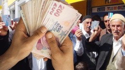 Emekli promosyonu için son gün! 10 bin lira almak için elinizi çabuk tutun