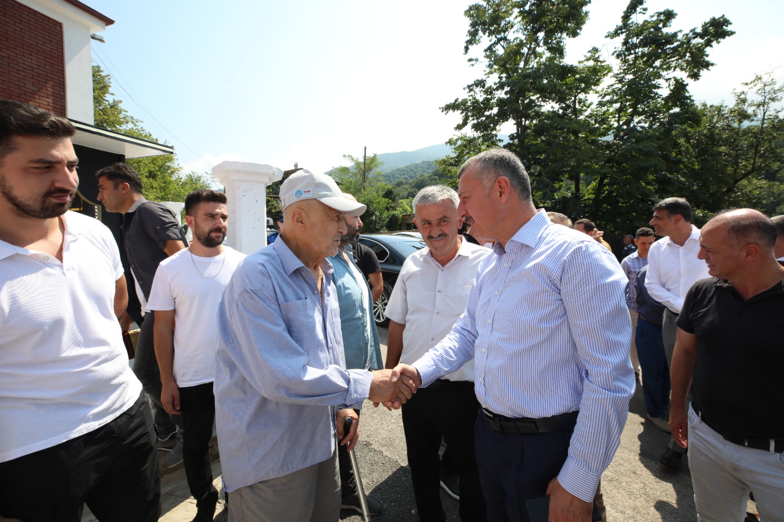 Başkan Büyükakın, Şirinsulhiye’de vatandaşlarla bir araya geldi