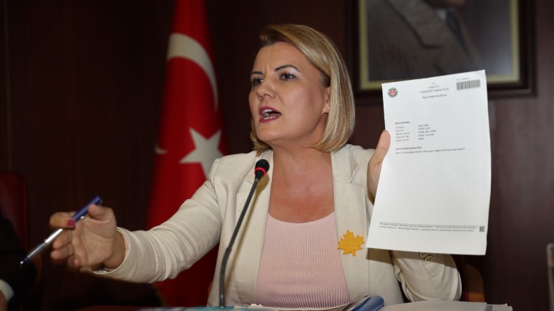 Hürriyet, AKP’nin yüz binlerce liralık miting harcamalarını sordu