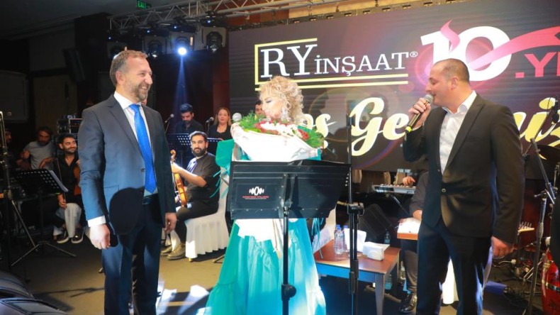 RY İnşaat’ın 10. yıl kutlamasında Muazzez Ersoy, unutulmaz bir akşam yaşattı