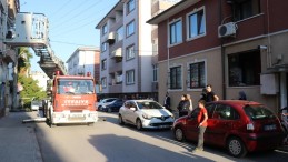 Yaşlı kadın kayboldu, mahalleli sokağa döküldü