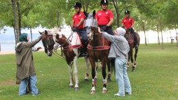 Ankara’dan gelen atlı birlikler Kocaeli’de asayişi sağladı