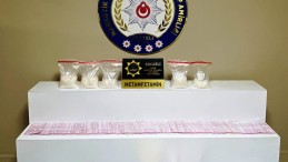 Uyuşturucu tacirlerine darbe; gözaltılar var