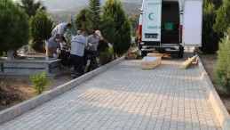 Babasının mezarı başında ölü bulundu