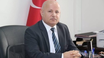 Konuşulan başhekim göreve veda etti