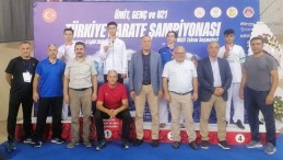 İzmit Belediyesporlu Batuhan Türkiye şampiyonu oldu