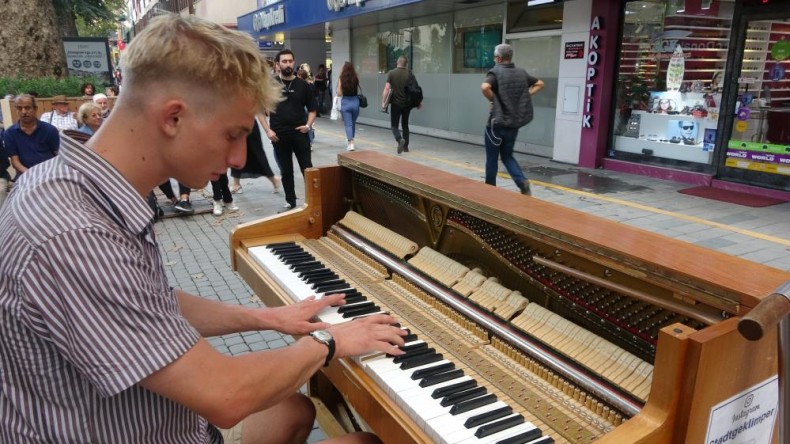 Meşhur piyanonun son durağı Kocaeli oldu!